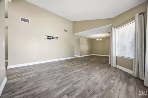 Living - 5306 Deville Ct, Bakersfield, CA 93308 photo 2 of 13