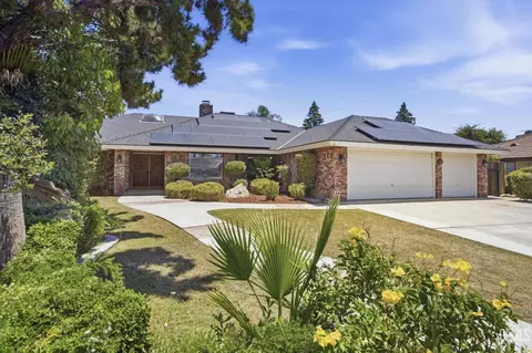 Exterior - 5306 Deville Ct, Bakersfield, CA 93308 photo 2 of 12