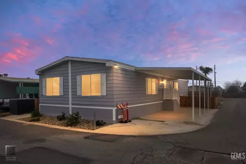 103 Cedarwood Ln, Bakersfield, CA 93308
