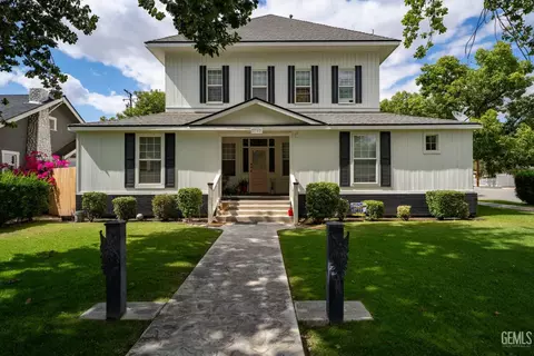 2702 19th St, Bakersfield, CA 93301