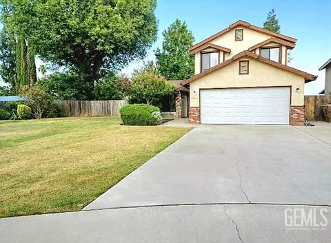 9001 Coulter Ct, Bakersfield, CA 93311