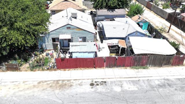 322 Madison St, Delano, CA 93215