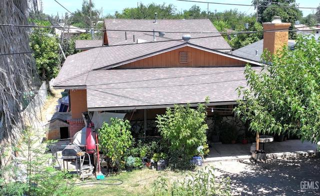 2102 Norwalk St, Delano, CA 93215