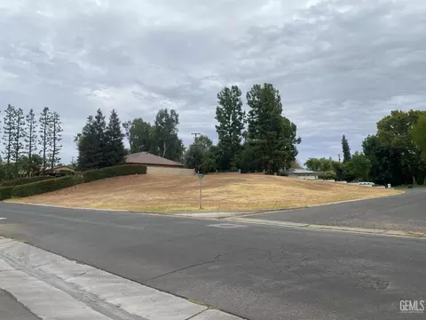0 Claremont Dr, Bakersfield, CA 93306