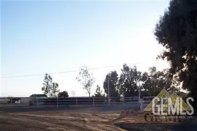 24996 Mc Combs Ave, Wasco, CA 93280