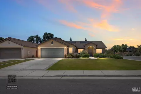 10700 Valverde Dr, Bakersfield, CA 93311