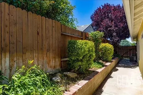 Exterior - 1300 Scarlet Oak Dr, Tehachapi, CA 93561 photo 11 of 11