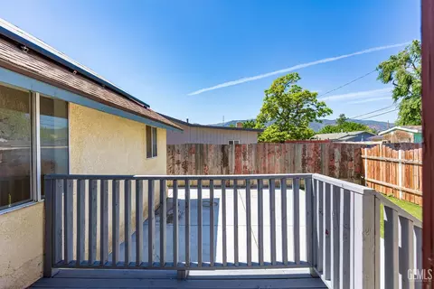 Other - 302 W C St, Tehachapi, CA 93561 photo 10 of 10
