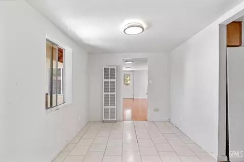Other - 302 W C St, Tehachapi, CA 93561 photo 6 of 10