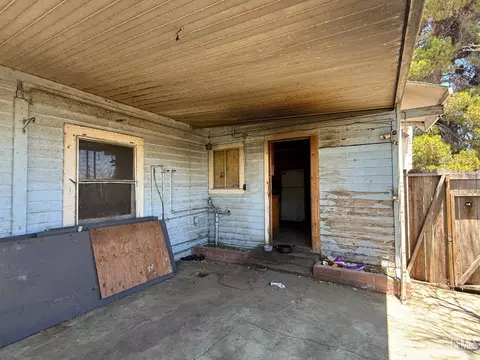 301 A St, Taft, CA 93268 photo 11