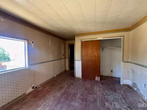 301 A St, Taft, CA 93268 photo 16
