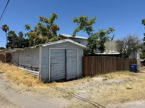 301 A St, Taft, CA 93268 photo 9