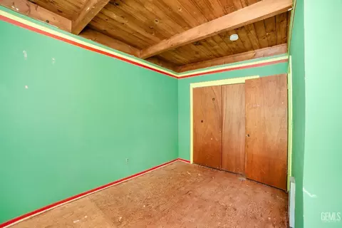 Bedroom - 1249 Cedar Ave, Fish Camp, CA 93623 photo 2 of 7