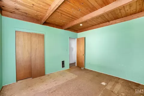 Bedroom - 1249 Cedar Ave, Fish Camp, CA 93623 photo 4 of 7