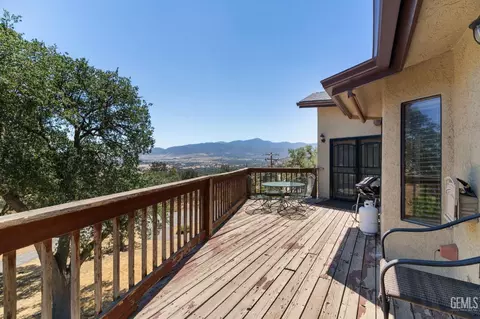 Exterior - 21800 Quail Springs Rd, Tehachapi, CA 93561 photo 5 of 5