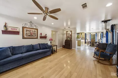28241 Lancaster Rd, Lancaster, CA 93536 photo 8