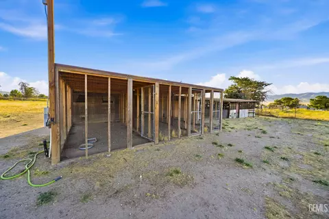 28241 Lancaster Rd, Lancaster, CA 93536 photo 40