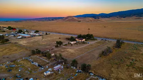 28241 Lancaster Rd, Lancaster, CA 93536 photo 54
