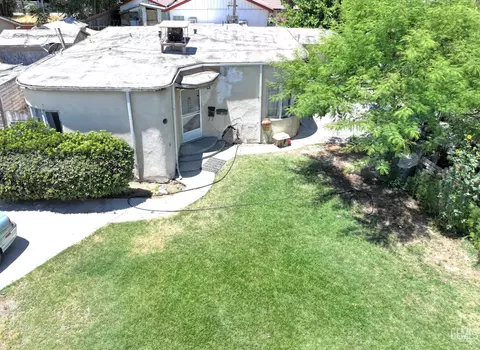731 Lexington St, Delano, CA 93215