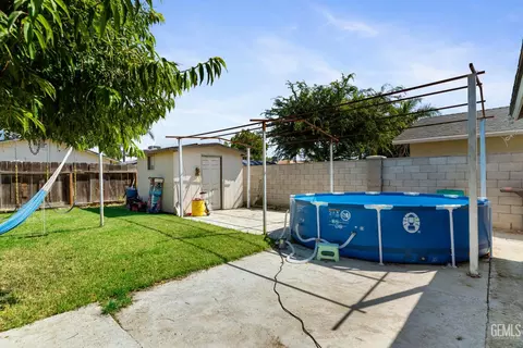 1016 Iris St, Wasco, CA 93280 photo 26