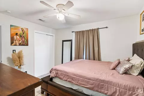 1016 Iris St, Wasco, CA 93280 photo 18