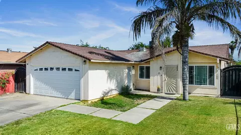 1016 Iris St, Wasco, CA 93280 photo 1