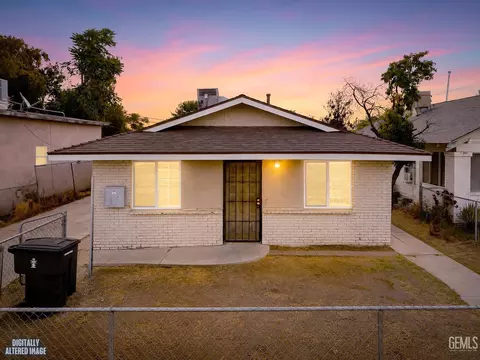 708 P St, Bakersfield, CA 93304