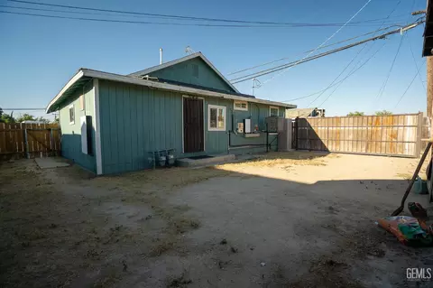 323 Birch St, Taft, CA 93268 photo 16