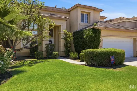 412 Lewisham St, Bakersfield, CA 93311 photo 5