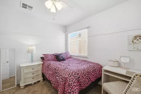 412 Lewisham St, Bakersfield, CA 93311 photo 45
