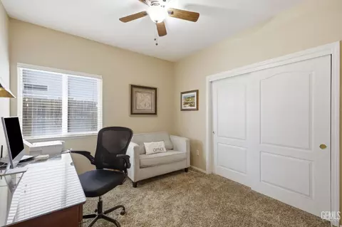 412 Lewisham St, Bakersfield, CA 93311 photo 29