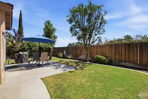 412 Lewisham St, Bakersfield, CA 93311 photo 48