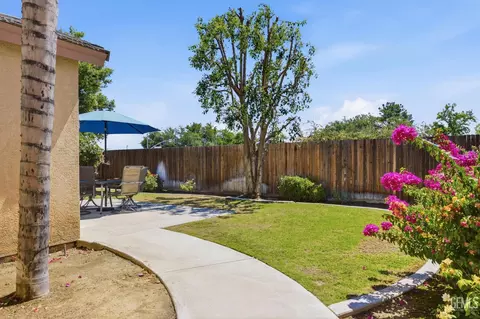 412 Lewisham St, Bakersfield, CA 93311 photo 47