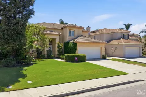 412 Lewisham St, Bakersfield, CA 93311 photo 4