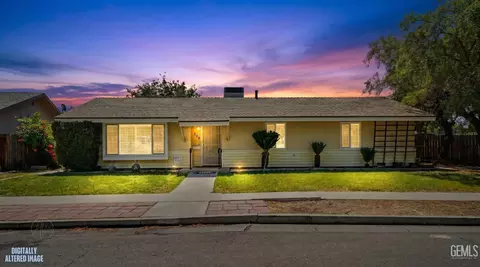 904 Bell Ave, Taft, CA 93268