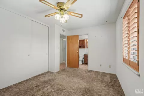 Bedroom - 904 Bell Ave, Taft, CA 93268 photo 3 of 5
