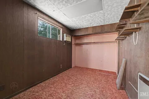 Bedroom - 904 Bell Ave, Taft, CA 93268 photo 5 of 5