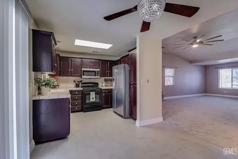 4602 Sun Devils Ave, Bakersfield, CA 93313 photo 10