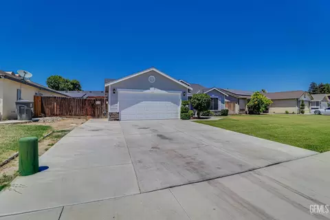 4602 Sun Devils Ave, Bakersfield, CA 93313 photo 3