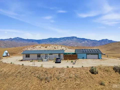 5101 Saddle Pl, Weldon, CA 93283 photo 2