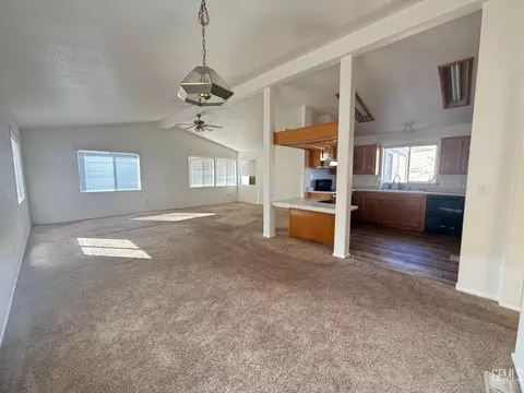 5101 Saddle Pl, Weldon, CA 93283 photo 12