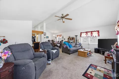 5101 Saddle Pl, Weldon, CA 93283 photo 10