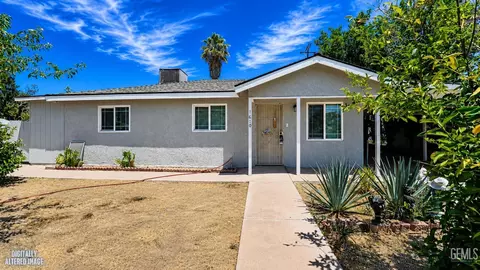 1610 Cunha St, Bakersfield, CA 93305