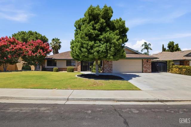 6907 Eloy Ave, Bakersfield, CA 93308