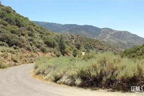 17930 Mountain Climber Way, Tehachapi, CA 93561 photo 6