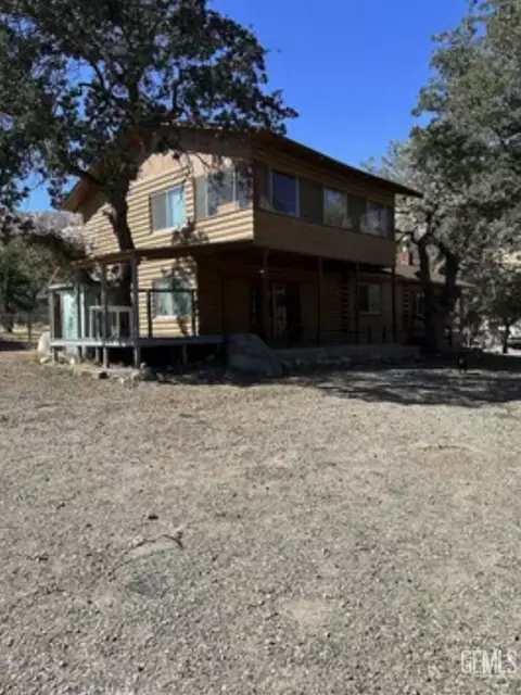 3300 Cook Peak Rd, Lake Isabella, CA 93240
