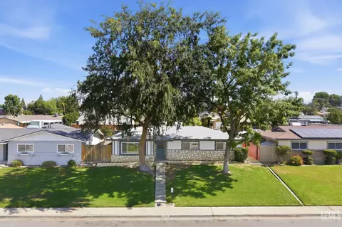 3516 Cardinal Ave, Bakersfield, CA 93306