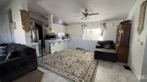201 B St, Taft, CA 93268 photo 6