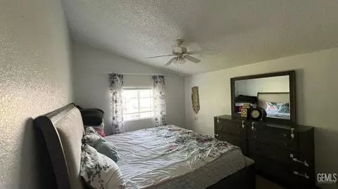 201 B St, Taft, CA 93268 photo 17
