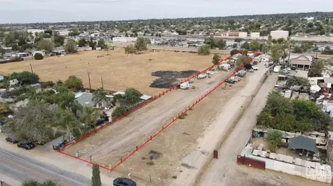 4024 Deacon Ave, Bakersfield, CA 93307